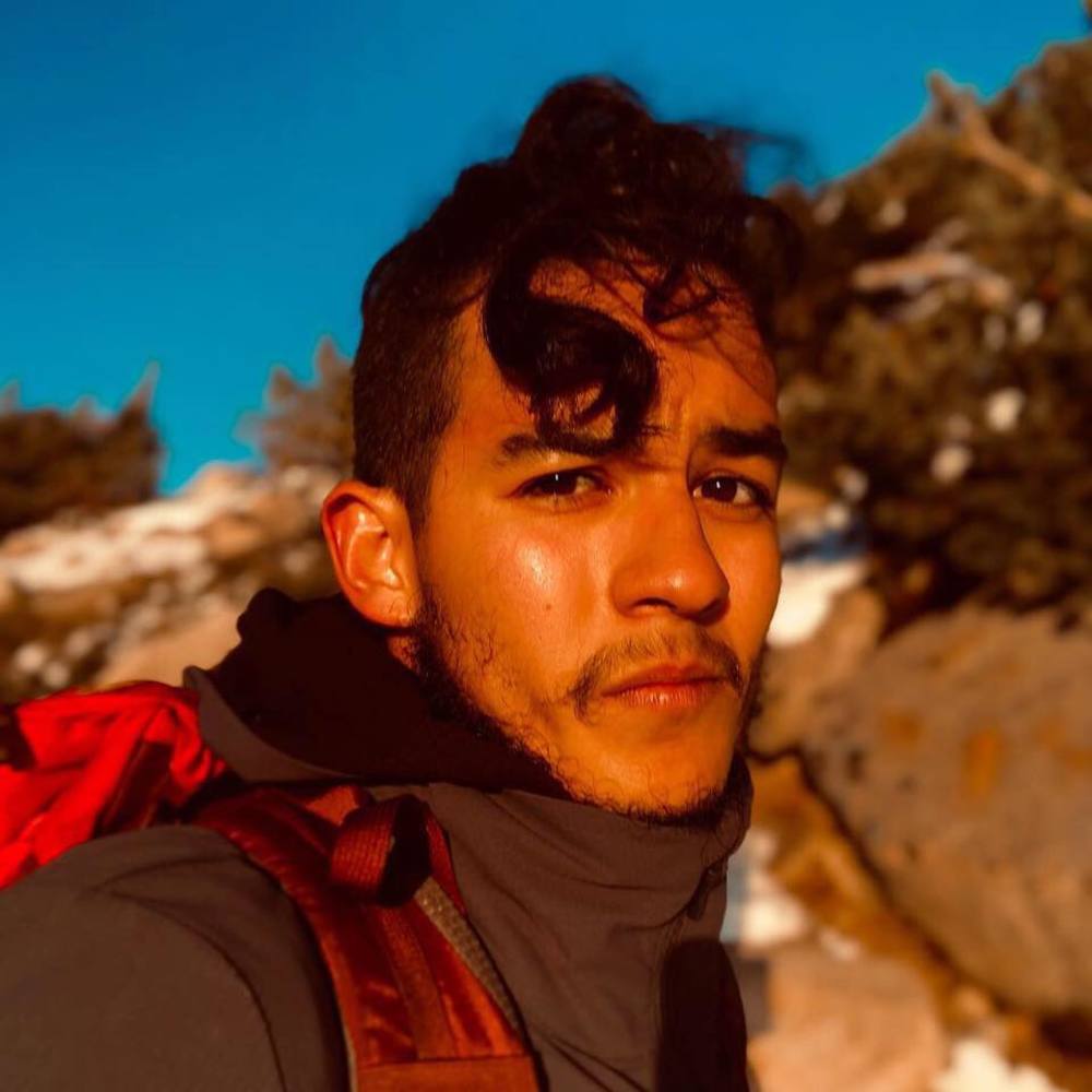 Meet your Posher, Luis
